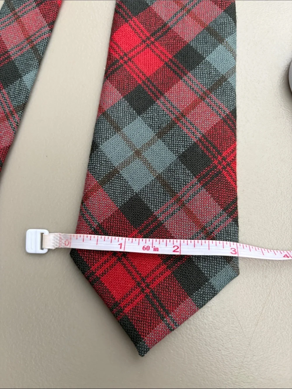 SCOTLAND WOOL Red Gray Plaid Men's Tie Vtg